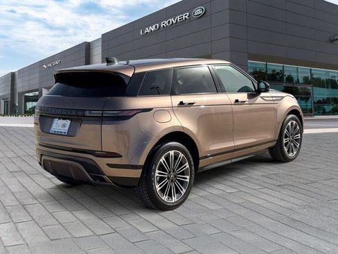 New 2025 Land Rover Range Rover Evoque Dynamic SE image 5