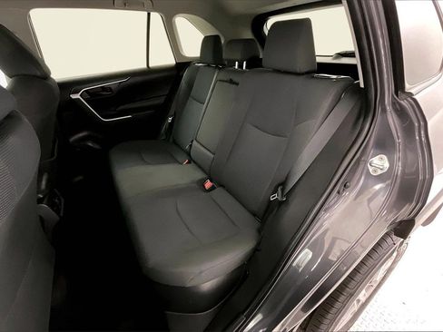 Used 2022 Toyota RAV4 LE image 20