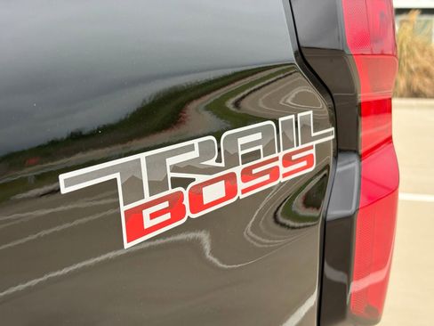 Certified 2025 Chevrolet Colorado Trail Boss image 11