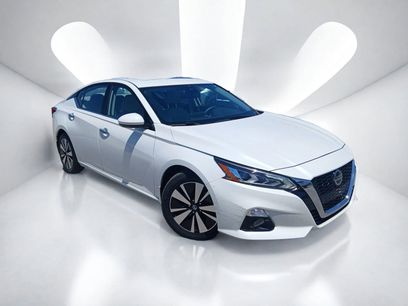 Used 2020 Nissan Altima 2.5 SV