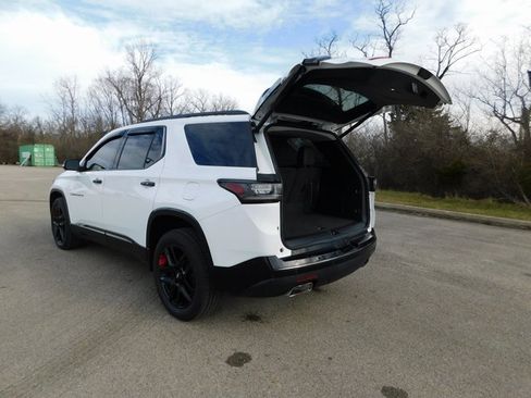 Used 2021 Chevrolet Traverse Premier w/ Redline Edition image 24
