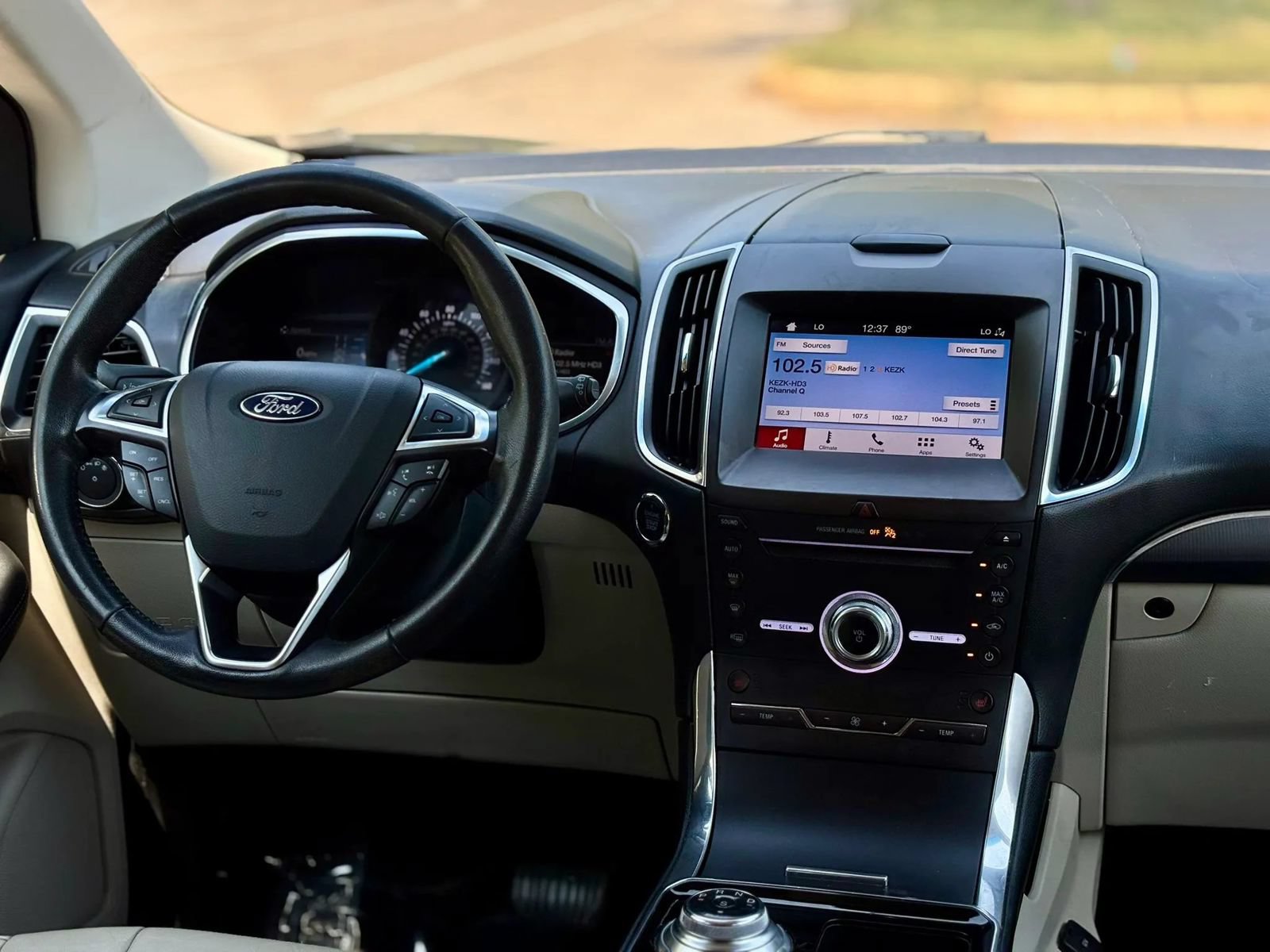Used 2019 Ford Edge Titanium FWD image 20