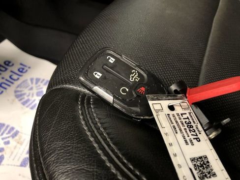 Used 2019 GMC Sierra 1500 SLT w/ SLT Premium Plus Package image 32