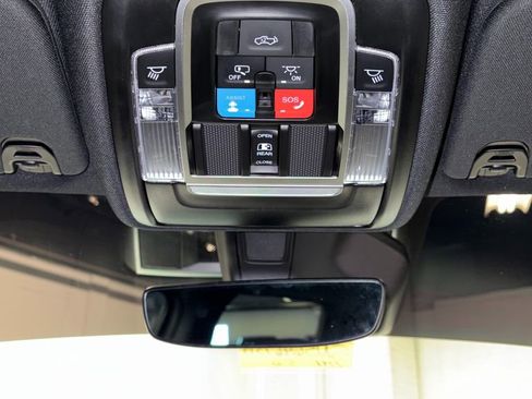 Used 2025 RAM 1500 Big Horn AWD/4WD image 25