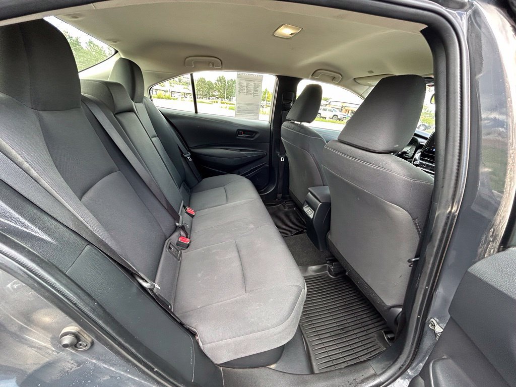 Used 2025 Toyota Corolla LE FWD image 29