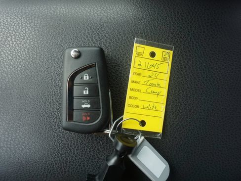 Used 2024 Toyota Camry SE AWD/4WD image 28