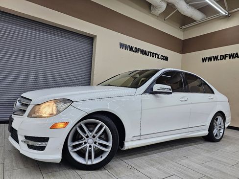 Used 2013 Mercedes-Benz C 300 Sport image 1