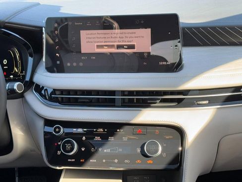 New 2026 INFINITI QX60 Autograph w/ Dark Cargo Package image 9