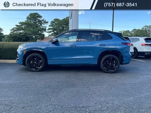 Used 2026 Volkswagen Tiguan SE R-Line AWD/4WD image 4