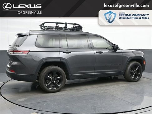 Used 2022 Jeep Grand Cherokee L Laredo image 8