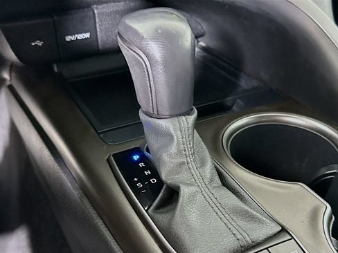 Certified 2022 Toyota Camry SE FWD image 10