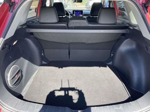 Used 2023 Toyota Corolla Cross XLE image 49