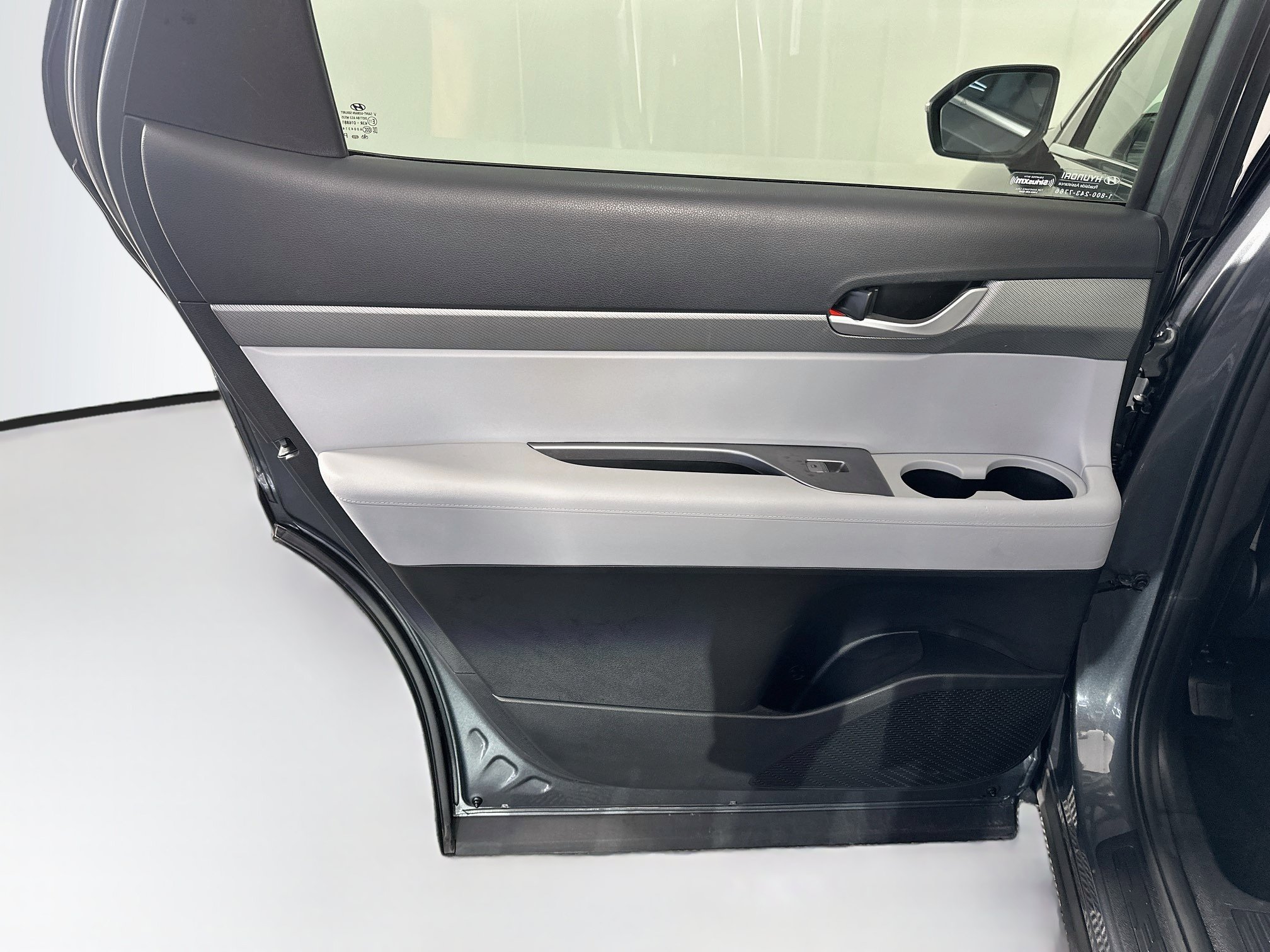 Used 2025 Hyundai Palisade SEL FWD image 27