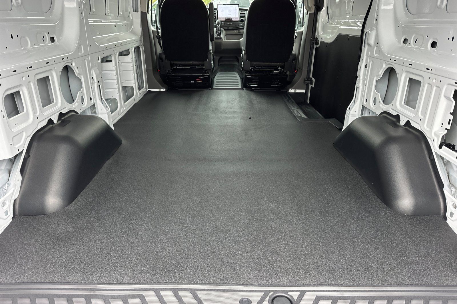 New 2027 Ford Transit 250 Low Roof RWD image 15