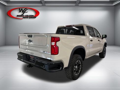 New 2026 Chevrolet Silverado 1500 ZR2 AWD/4WD image 6