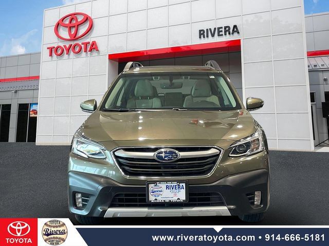 Used 2022 Subaru Outback Limited XT AWD/4WD image 2
