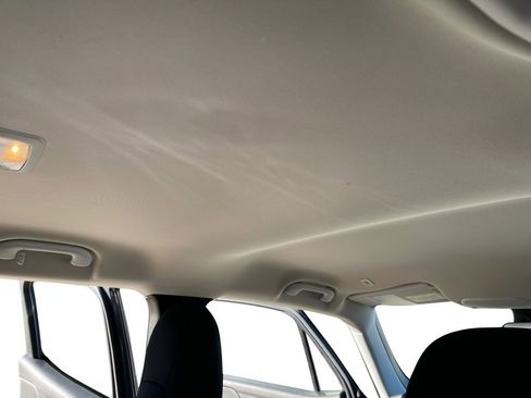 Used 2023 Jeep Renegade Latitude image 21