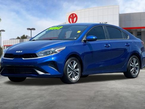 Used 2022 Kia Forte LXS FWD image 9