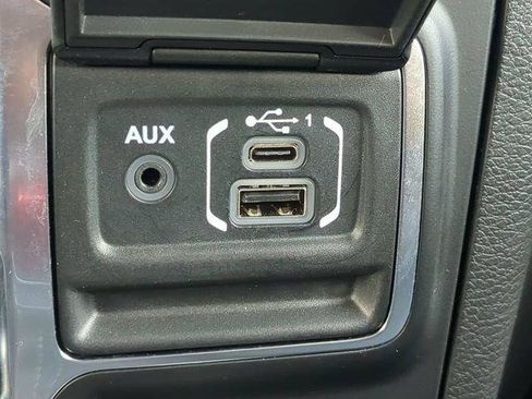 Certified 2022 Jeep Wrangler Unlimited Sahara w/ Cold Weather Group AWD/4WD image 24
