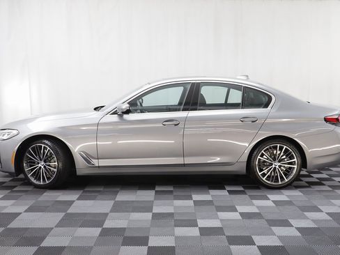 Certified 2023 BMW 530i xDrive w/ Premium Package image 4