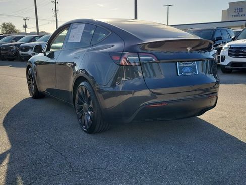 Used 2025 Tesla Model Y Performance image 4