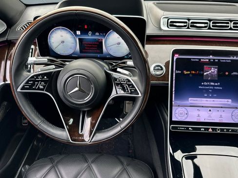 Used 2024 Mercedes-Benz Maybach S 580 4MATIC image 30