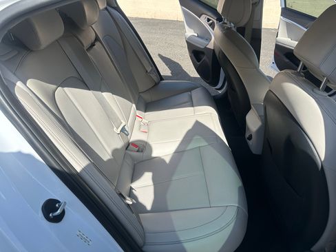 Used 2019 Genesis G70 2.0T Sport image 25