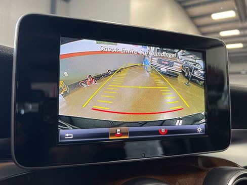 Used 2015 Mercedes-Benz C 300 4MATIC Sedan image 14