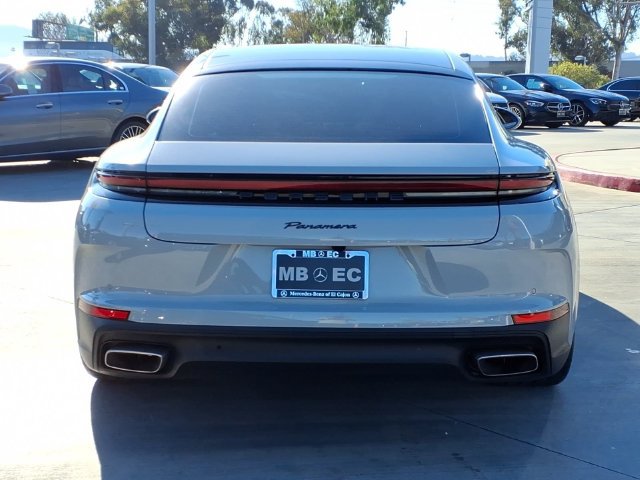 Used 2025 Porsche Panamera image 22
