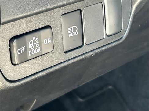 Used 2023 Toyota Tacoma SR5 image 21
