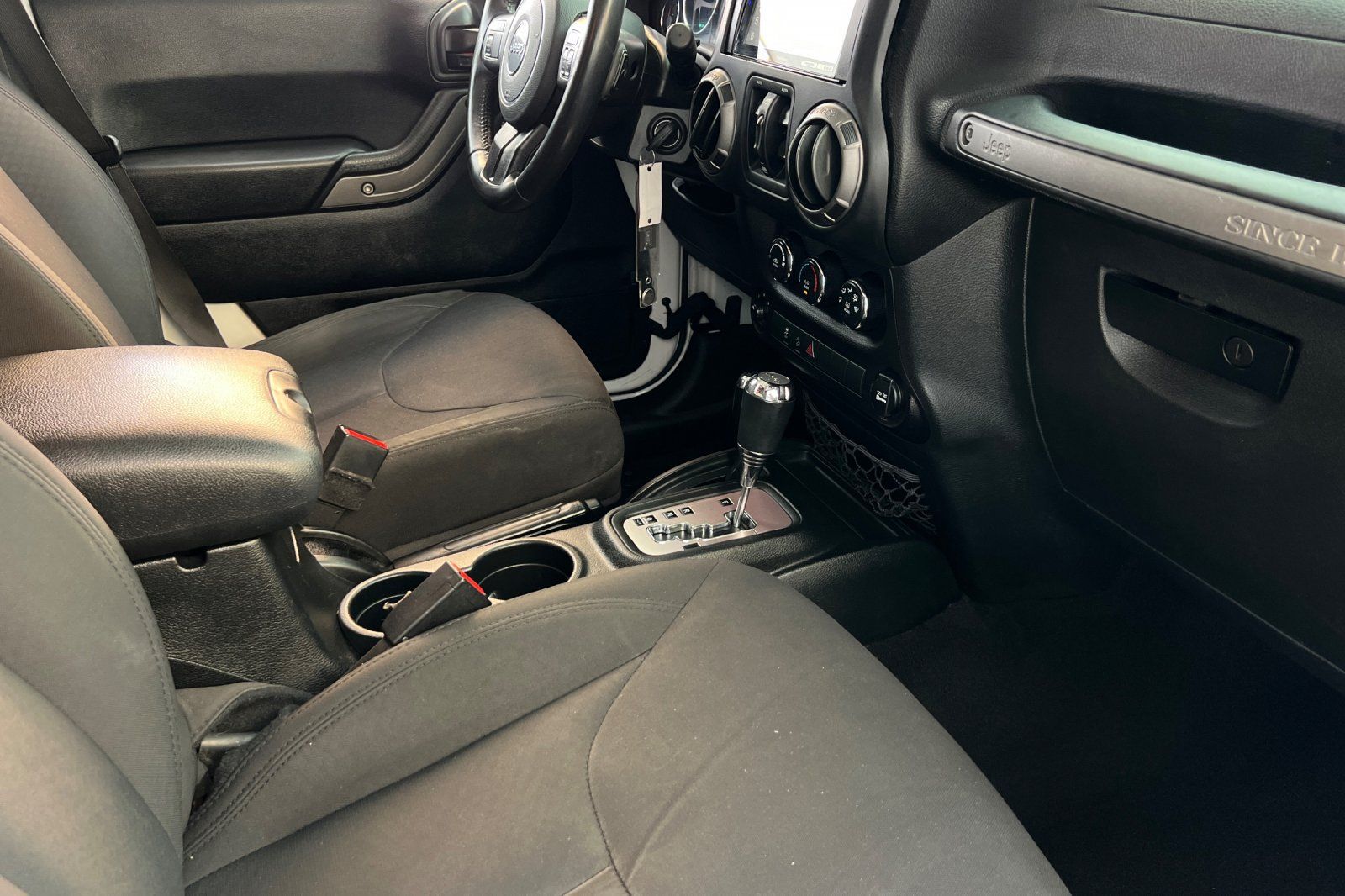Used 2018 Jeep Wrangler Unlimited Sport S AWD/4WD image 20