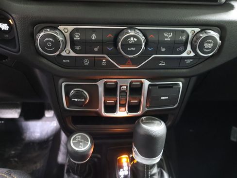 New 2026 Jeep Gladiator Sport image 22