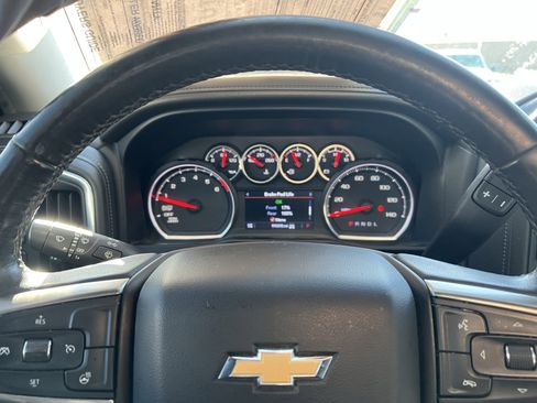 Used 2020 Chevrolet Silverado 1500 LTZ image 21