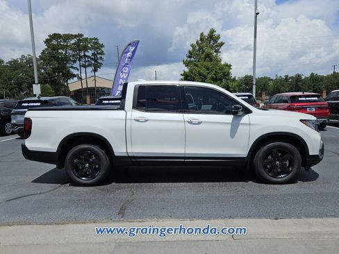 Used 2021 Honda Ridgeline Black Edition image 6