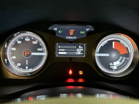 Used 2012 Fisker Karma EcoChic image 28