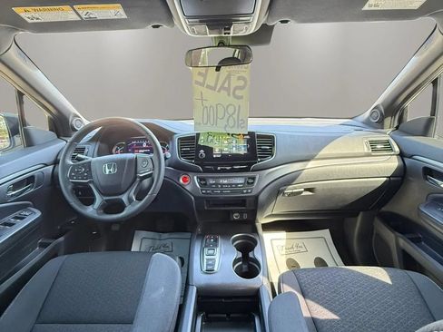 Used 2021 Honda Passport Sport image 13
