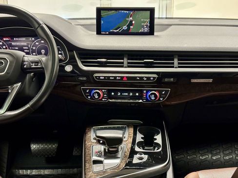 Used 2018 Audi Q7 3.0T Prestige AWD/4WD image 32