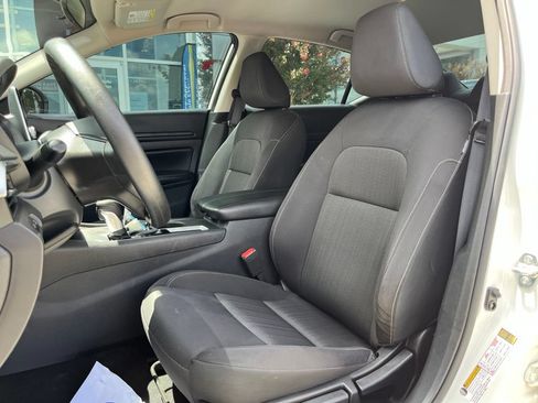 Used 2025 Nissan Altima 2.5 S FWD image 4