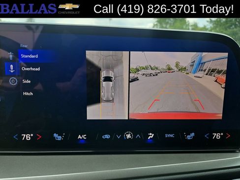 Used 2024 Chevrolet Traverse LT w/ Trailering Package AWD/4WD image 20