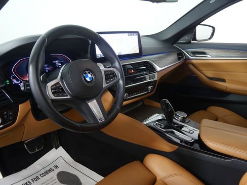 Used 2023 BMW 540i w/ M Sport Package RWD image 12