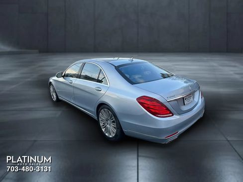 Used 2016 Mercedes-Benz S 550 Sedan w/ Premium Package image 9
