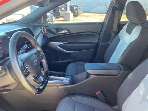 Used 2024 Chevrolet Trax RS w/ Driver Confidence Package image 19