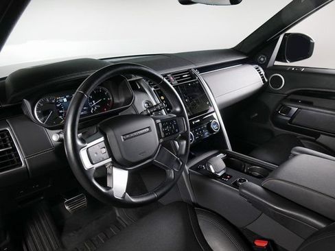 Certified 2023 Land Rover Discovery S R-Dynamic AWD/4WD image 18