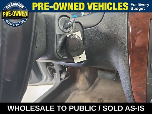 Used 2009 Chevrolet Impala LT FWD image 17