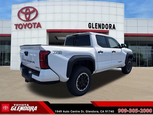 New 2026 Toyota Tacoma TRD Off-Road AWD/4WD image 11