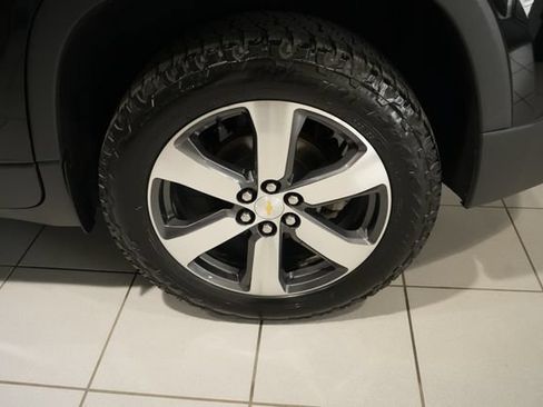 Used 2018 Chevrolet Traverse LT AWD/4WD image 5