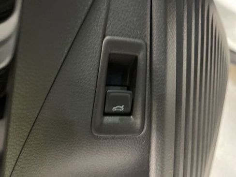 Used 2023 Volkswagen ID.4 S RWD image 28