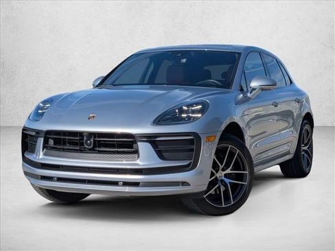 Used 2025 Porsche Macan Turbo image 1