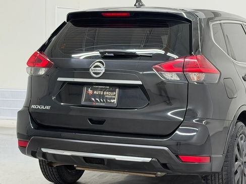 Used 2017 Nissan Rogue S FWD image 23
