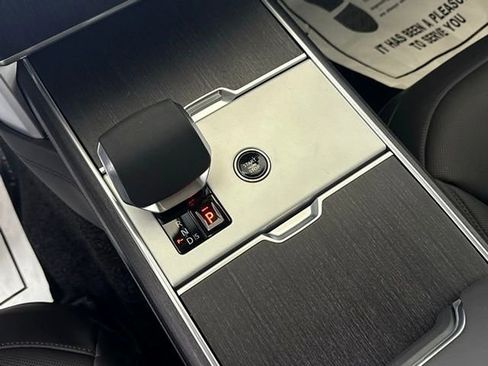 New 2026 Land Rover Range Rover SE image 34